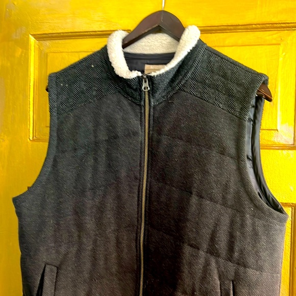 Cool Tweed Vest - Picture 1 of 5